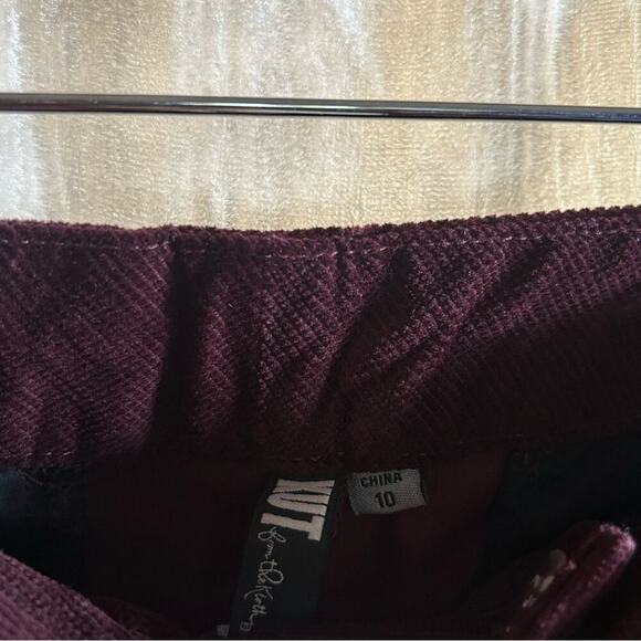 Kut from the Kloth Burgundy Plum Corduroy Cropped Straight Leg Pants NWT Size 10 - Picture 3 of 6